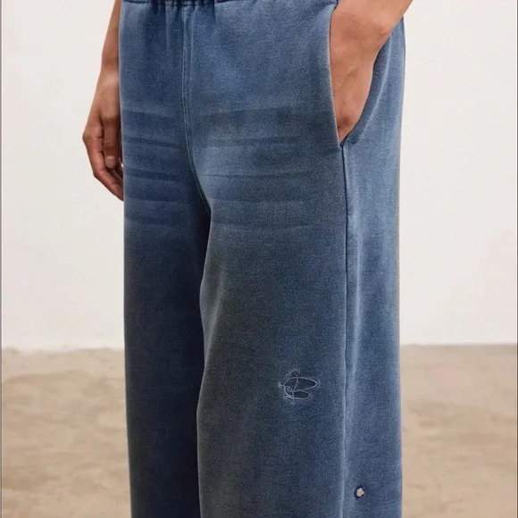 Blue Wide-Leg Jeans